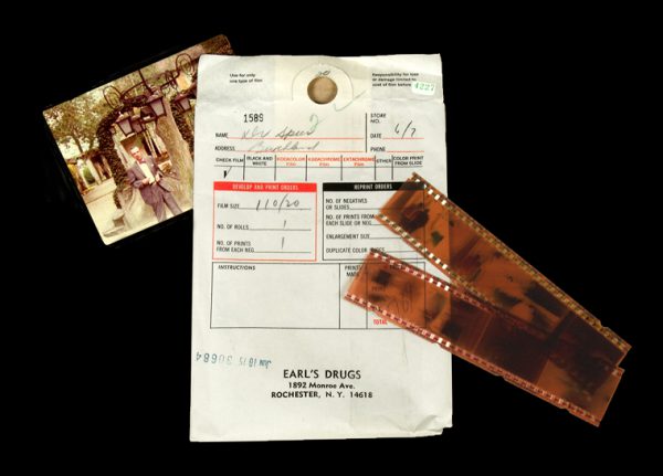 Film processing envelope and color 35mm negatives