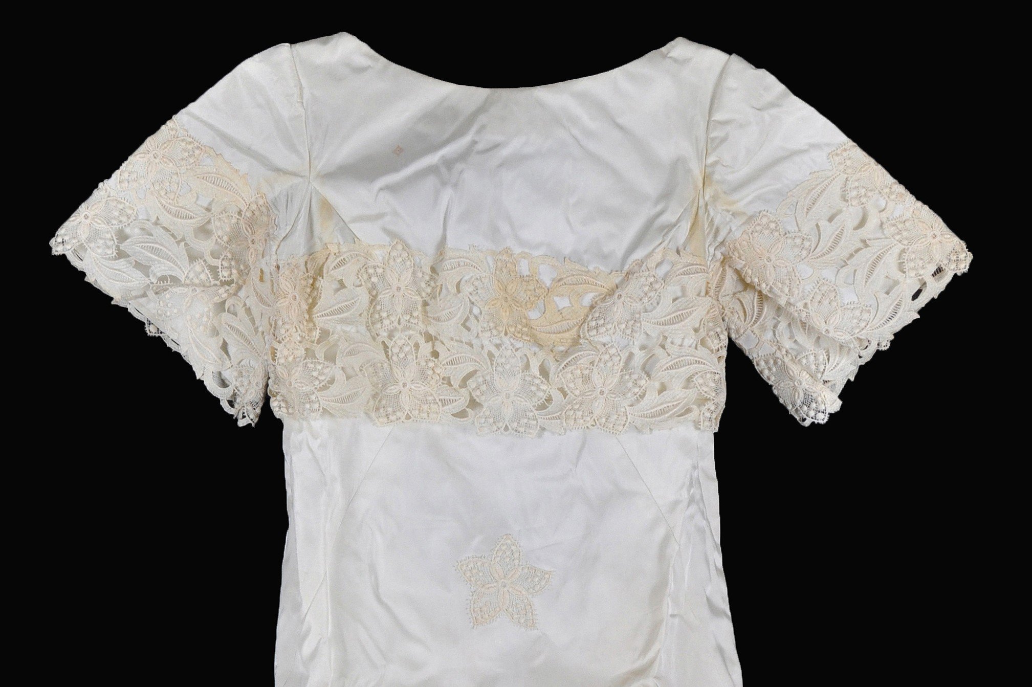 American Family Archives   Preserving Wedding Dress & Heirloom Fabrics