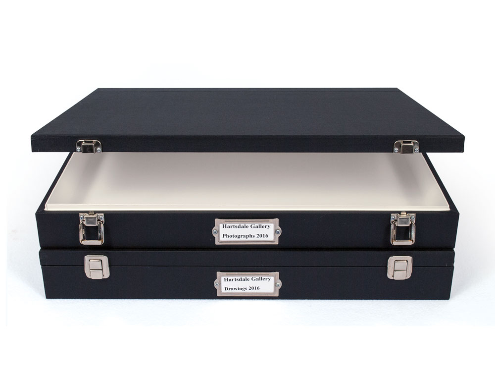 Picturesque Archival Presentation Cases & Refills